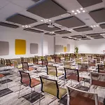 Novotel Centre-confluence Bord De Saone 4*