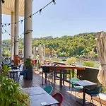 Novotel Centre-confluence Bord De Saone Lione