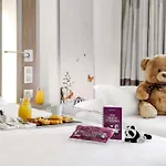 Hotel Novotel Centre-confluence Bord De Saone Lione