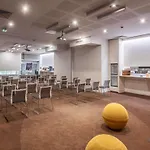 מלון Novotel Centre-confluence Bord De Saone ליון