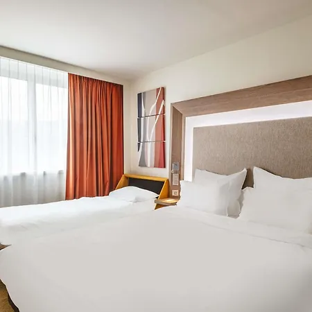 Novotel Centre-confluence Bord De Saone ホテル リヨン