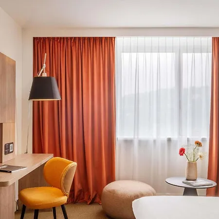 ホテル Novotel Centre-confluence Bord De Saone リヨン