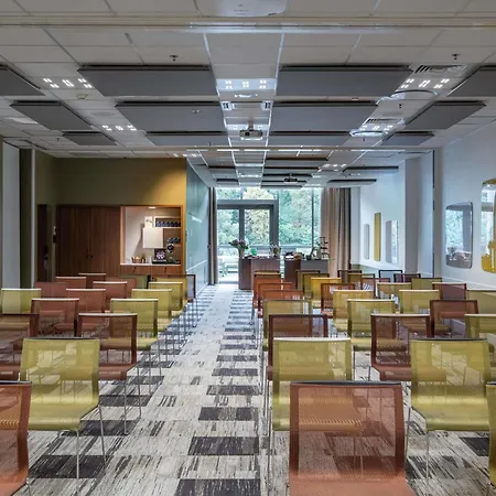 Novotel Centre-confluence Bord De Saone Hotel