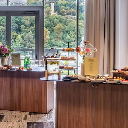 Novotel Centre-confluence Bord De Saone 4* Lyon