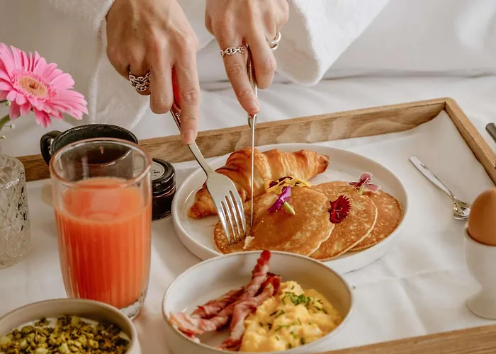 Novotel Centre-confluence Bord De Saone Hotell